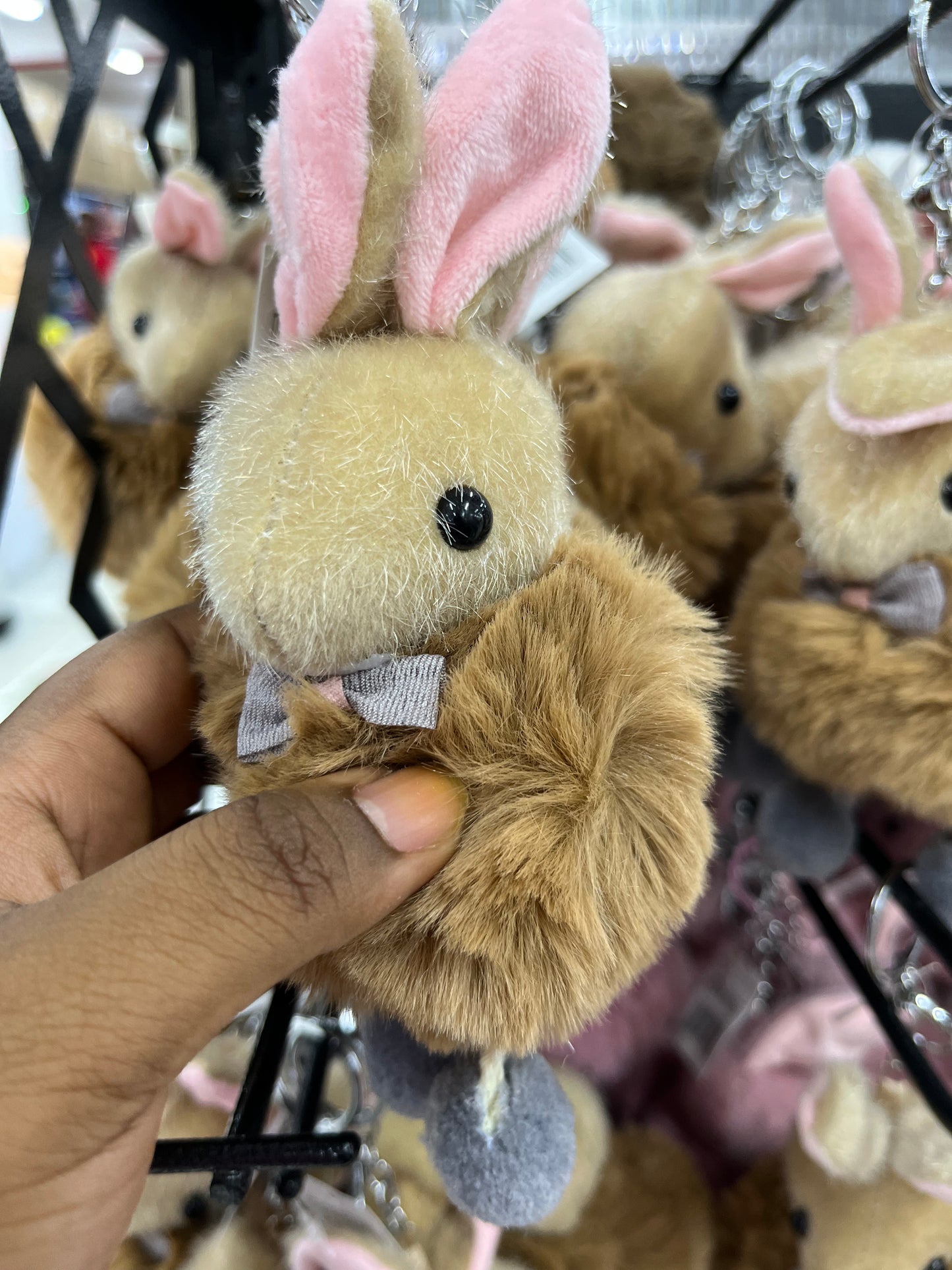 Porte-clé Lapin Pompon Ultra Doux – L’accessoire qui fait fondre tout le monde !