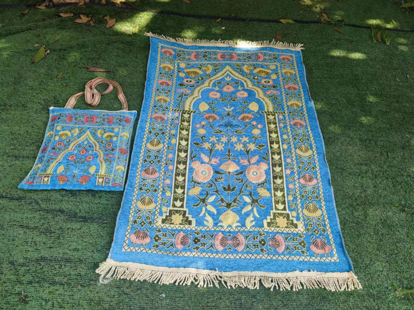 Tapis de Prière Premium avec Sac Assorti